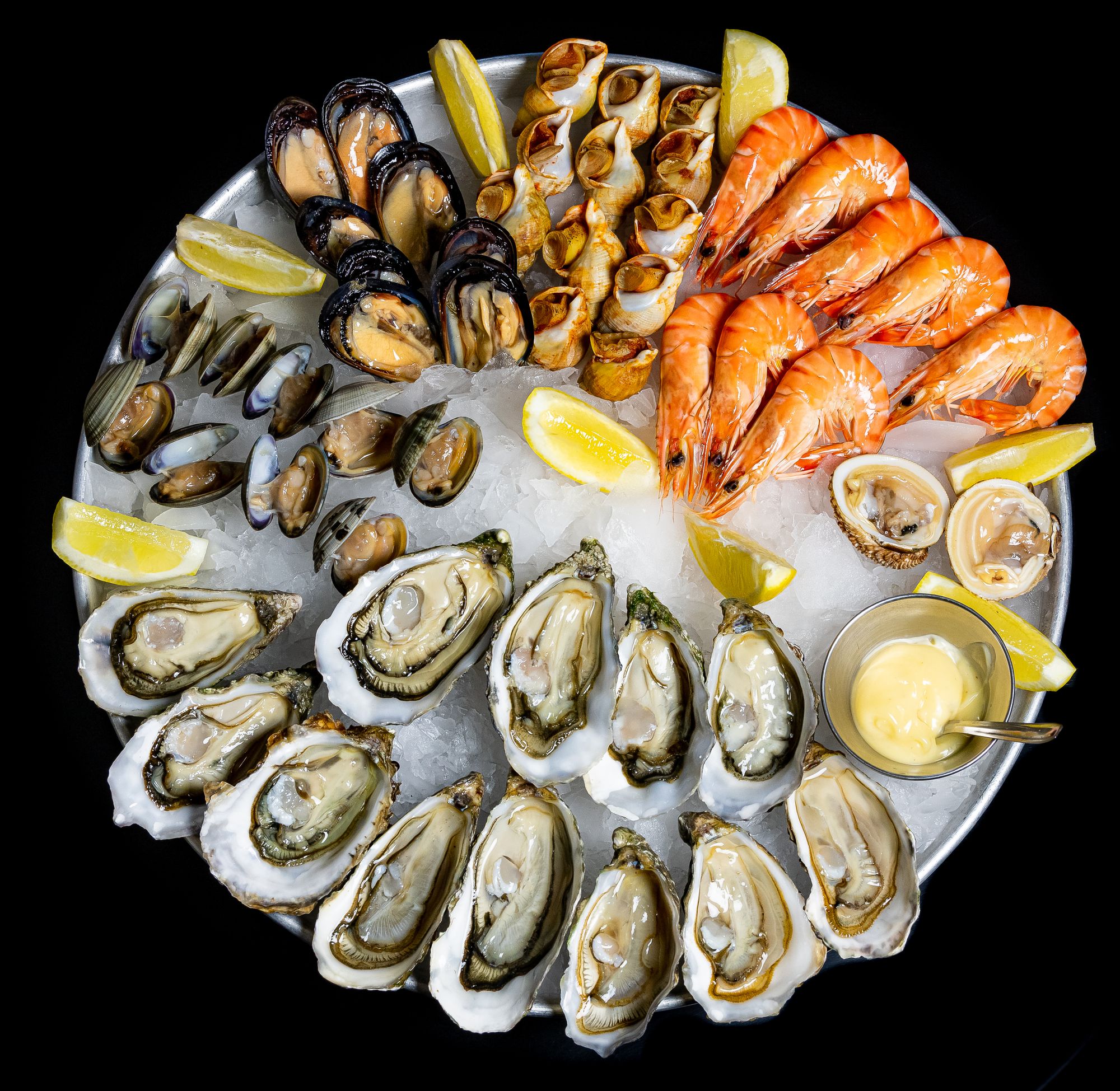 Plateau Rouge : huîtres, pattes de crabe, gambas, pinces de tourteaux en  vente à Marseille (13012) - Restaurant de fruits de mer à Marseille - La  Cantine de L'Ecailler